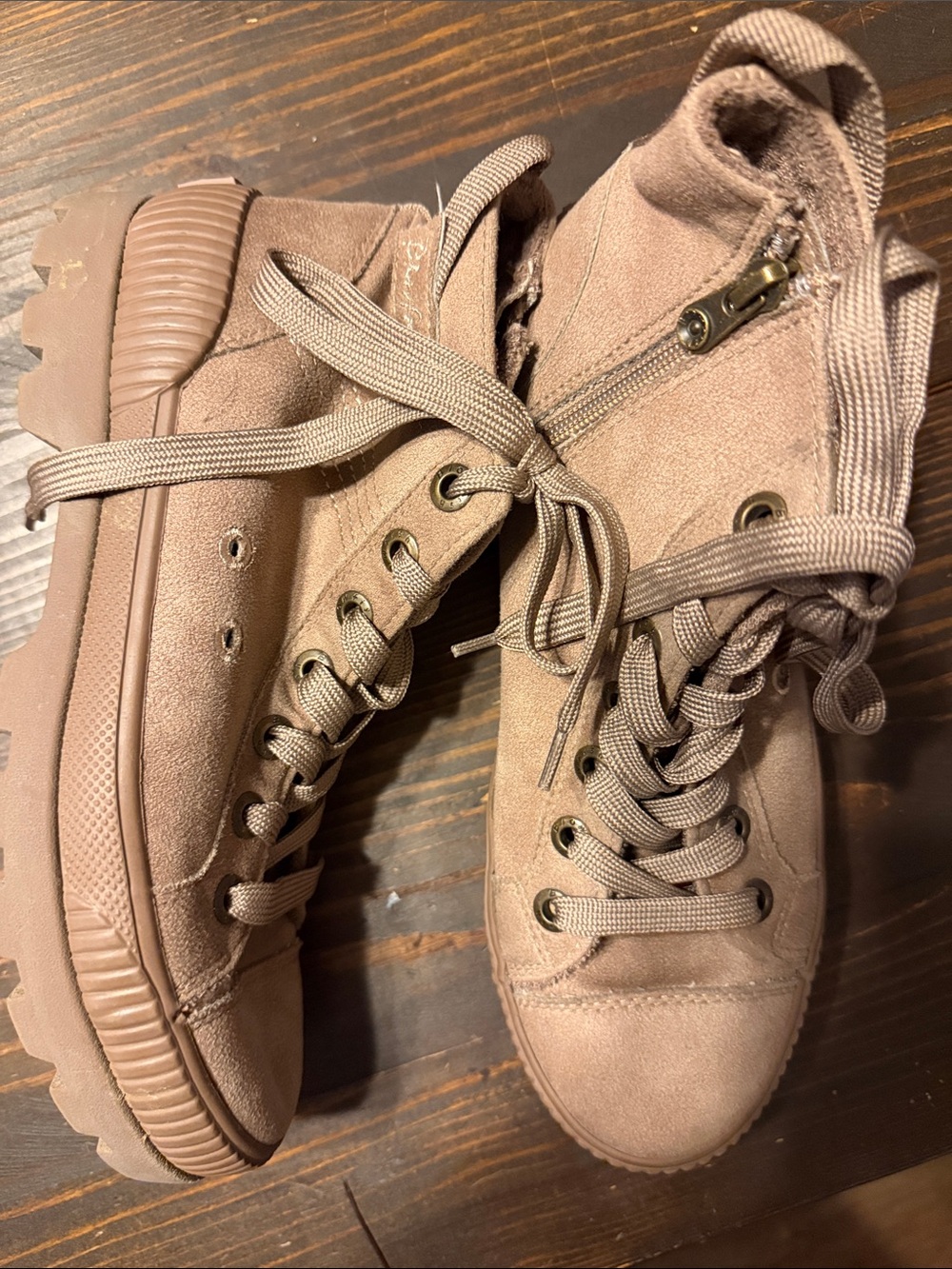 Blowfish Taupe Lace-Up Suede Platform Boots